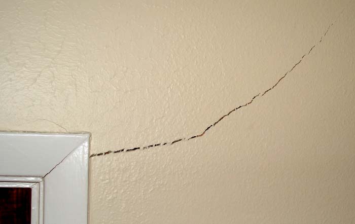 interior cracks from foundation movement