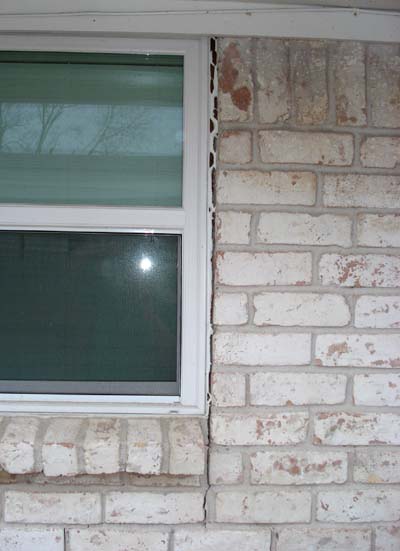 exterior brick cracks require foundation repair in Dallas